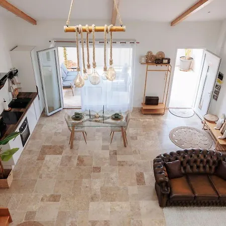 Loft De Charme Avec Jacuzzi Proche D'agen *